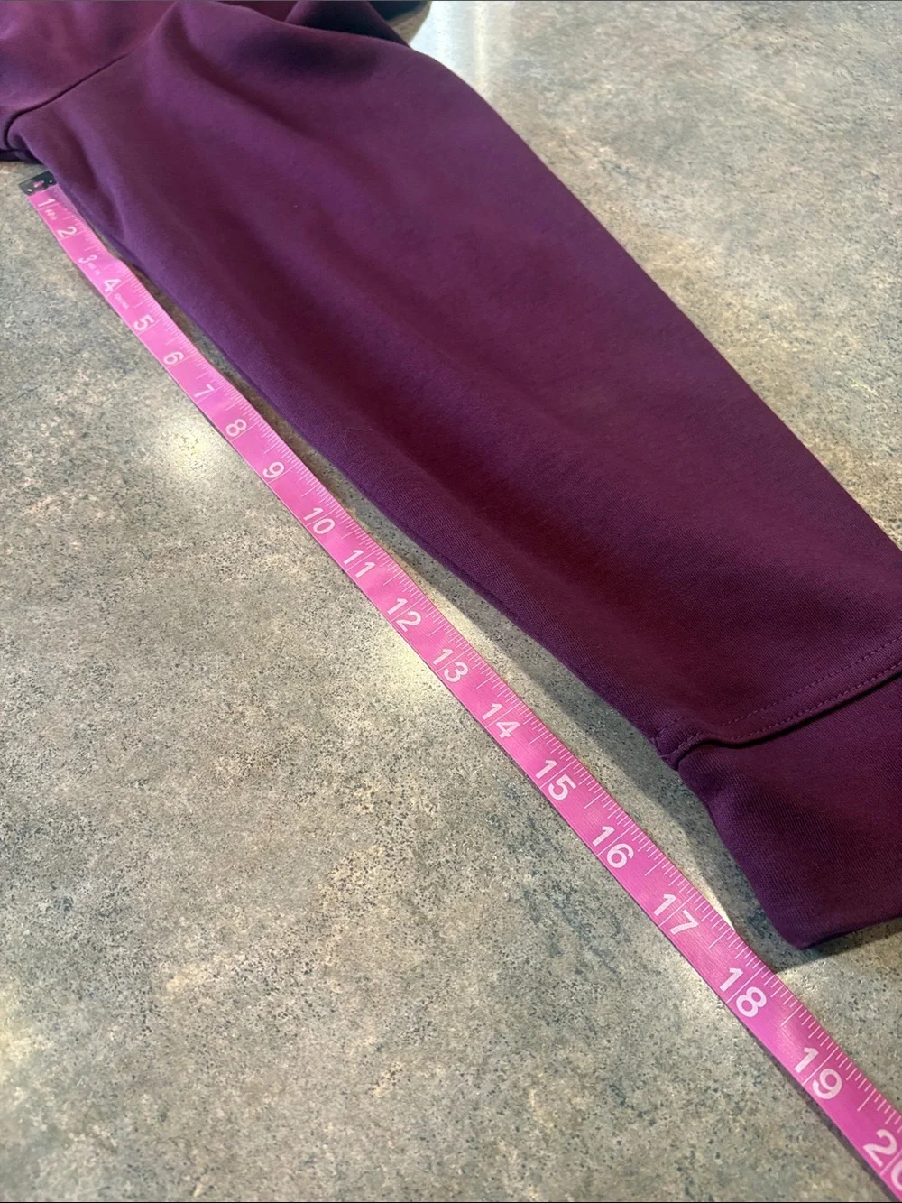 Men’s medium Tommy Bahama Quarter Zip Sweatshirt Burgundy/Maroon
